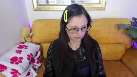 Kyomi online show from June 2026 01:02:01 PM