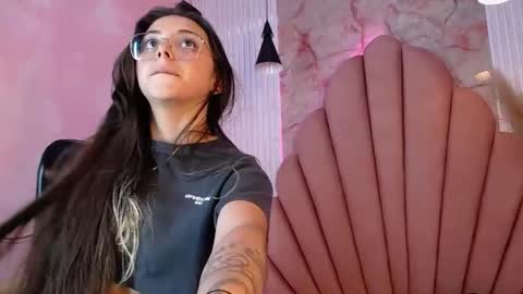 kyomi_hunt online show from June 2026 07:14:02 AM