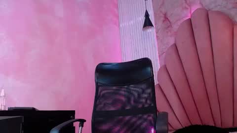 kyomi_hunt online show from June 2026 04:46:01 AM