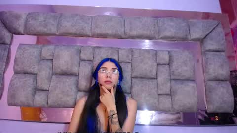kyomi_hunt online show from July 2026 07:23:02 AM