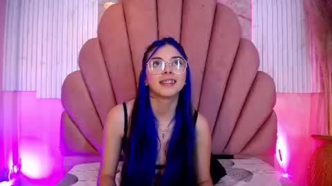 kyomi_hunt online show from July 2026 03:48:01 AM