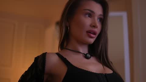 Kyssa online show from June 2026 06:21:02 PM
