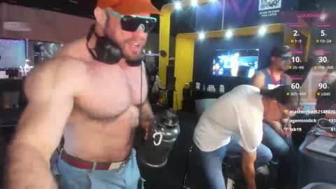 l0v35_2_5p00g3 online show from November 2025 08:18:01 PM