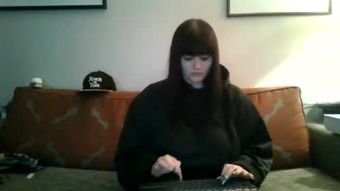 Lily online show from June 2026 05:50:02 AM