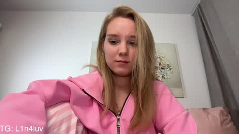 lina online show from April 2026 06:16:01 PM