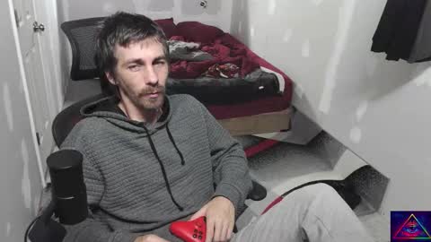 l1v1nth3dr3am online show from November 2025 07:28:01 AM