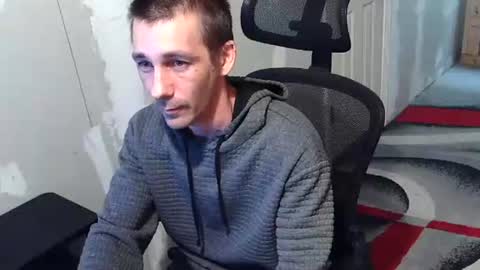 l1v1nth3dr3am online show from May 2026 01:05:02 PM