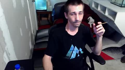 l1v1nth3dr3am online show from May 2026 03:14:02 AM