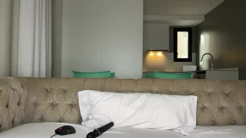 Julie online show from September 2025 07:24:02 AM