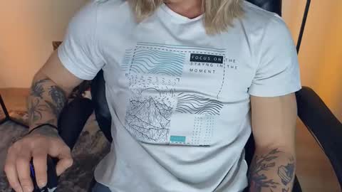 Adonis online show from November 2025 11:49:01 AM