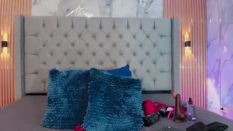 la_indiia online show from September 2025 10:13:02 PM