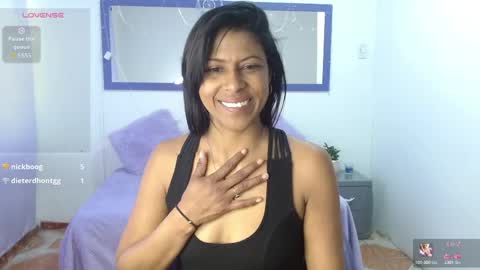Snapshot of la_negritaa chatting on June 2026 09:48:01 PM Sara online show from June 2026 09:48:01 PM