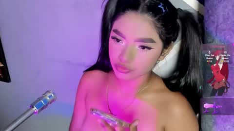 danny  online show from November 2025 08:11:01 PM