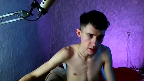 Snapshot of labour_guy chatting on February 2025 01:22:01 AM Marco online show from February 2025 01:22:01 AM