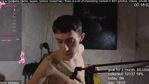 Snapshot of labour_guy chatting on October 2025 09:08:02 PM Marco online show from October 2025 09:08:02 PM