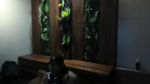 labrinthteasing online show from January 2026 11:59:02 AM