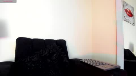 lace_victoria online show from June 2026 11:52:01 PM