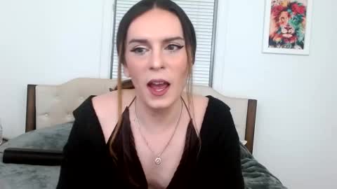 Snapshot of laceyphoenix1 chatting on February 2025 02:20:02 AM Lacey Phoenix online show from February 2025 02:20:02 AM