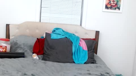 Snapshot of laceyphoenix1 chatting on February 2025 05:27:01 AM Lacey Phoenix online show from February 2025 05:27:01 AM