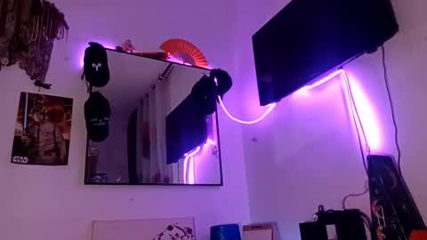 Snapshot of lachicadeldiablo chatting on March 2026 10:32:01 AM lachicadeldiablo online show from March 2026 10:32:01 AM