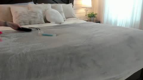 lacii_lo online show from July 2026 04:39:33 PM