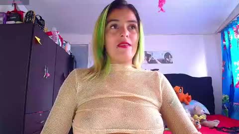 Valentina online show from May 2026 07:41:01 PM