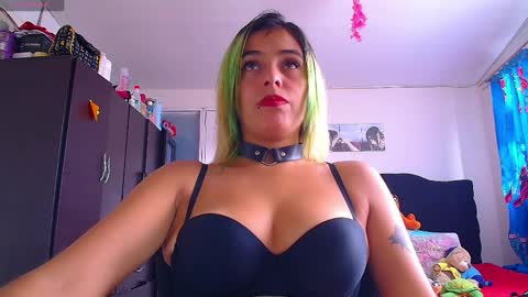Valentina online show from May 2026 08:17:02 PM