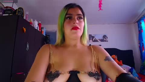 Valentina online show from May 2026 09:57:02 PM