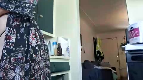 lacybell online show from May 2026 04:01:01 PM
