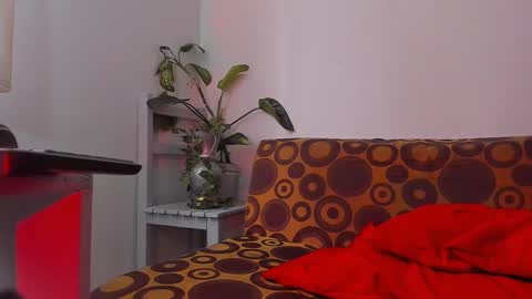 Snapshot of ladenandjuan chatting on March 2025 09:26:02 PM Laden And Juan online show from March 2025 09:26:02 PM