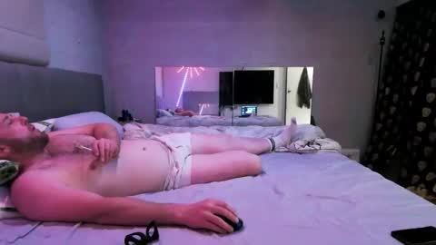 Snapshot of ladshed chatting on November 2025 07:46:01 PM Hectic online show from November 2025 07:46:01 PM