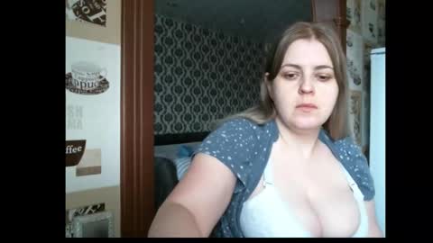 Snapshot of lady_cute_cat chatting on March 2026 02:37:01 AM lady cute cat29 online show from March 2026 02:37:01 AM