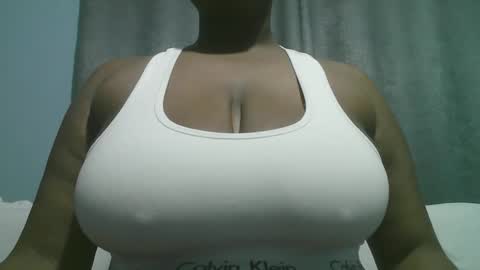 lady_dearra online show from October 2025 03:40:01 AM