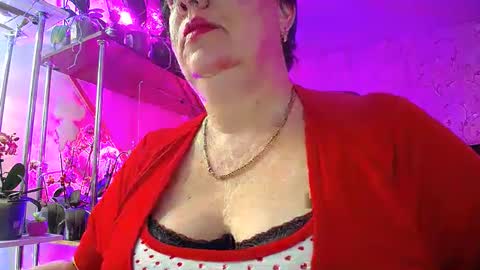 Lady Gloria online show from March 2025 12:04:02 PM