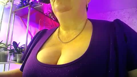 Lady Gloria online show from February 2026 06:56:02 AM