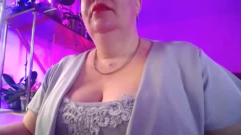 Lady Gloria online show from March 2026 05:22:01 AM