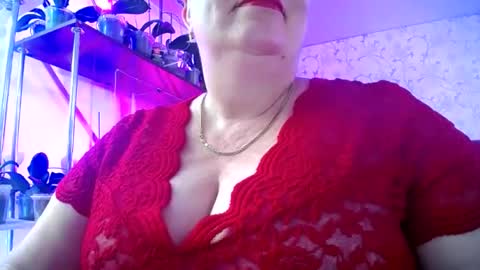 Lady Gloria online show from June 2026 12:03:02 PM