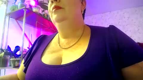 Lady Gloria online show from July 2026 11:34:01 AM