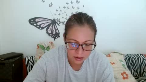 Snapshot of lady_hellena chatting on July 2026 05:22:02 AM Hellene online show from July 2026 05:22:02 AM