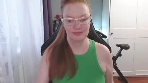 Angelika online show from October 2025 02:16:01 PM