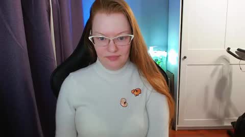 Snapshot of lady_inari chatting on April 2026 08:54:02 PM Angelika online show from April 2026 08:54:02 PM