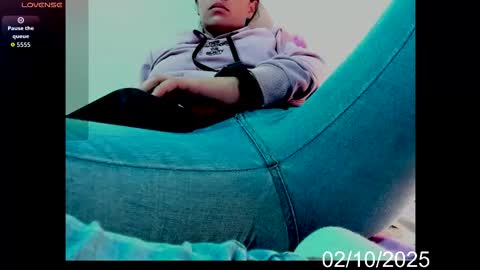 Snapshot of lady_jhana chatting on October 2025 12:12:02 PM Jhana online show from October 2025 12:12:02 PM