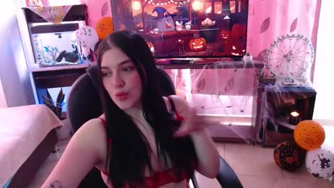 Lady Kaisa online show from October 2025 05:43:02 PM