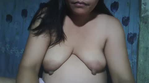 Snapshot of lady_love063 chatting on October 2025 01:42:02 PM lady_love063 online show from October 2025 01:42:02 PM