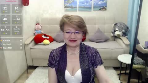 Diana online show from April 2026 05:30:01 PM