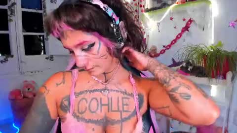 Mia online show from July 2026 07:43:02 PM