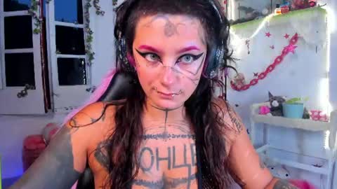 Mia online show from July 2026 07:34:01 PM
