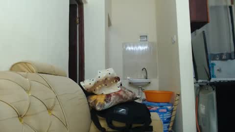 Maya online show from November 2025 02:32:02 AM