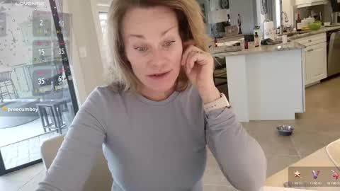 Snapshot of ladybabs chatting on December 2024 07:23:01 PM Ladybabs online show from December 2024 07:23:01 PM