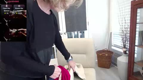 Snapshot of ladybabs chatting on October 2025 05:57:02 PM Ladybabs online show from October 2025 05:57:02 PM